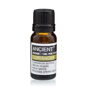 Frasco de aceite esencial de cilantro 10 ml sobre fondo blanco.