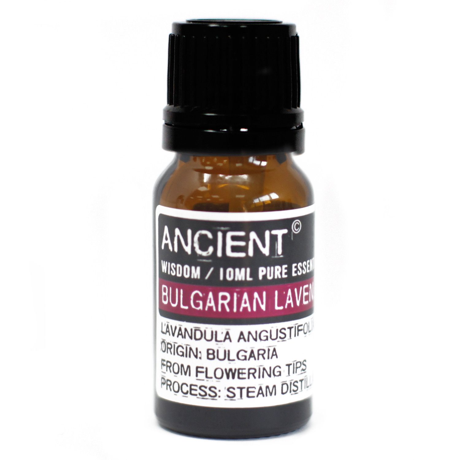 Frasco de aceite esencial de lavanda búlgara 10 ml sobre fondo blanco.