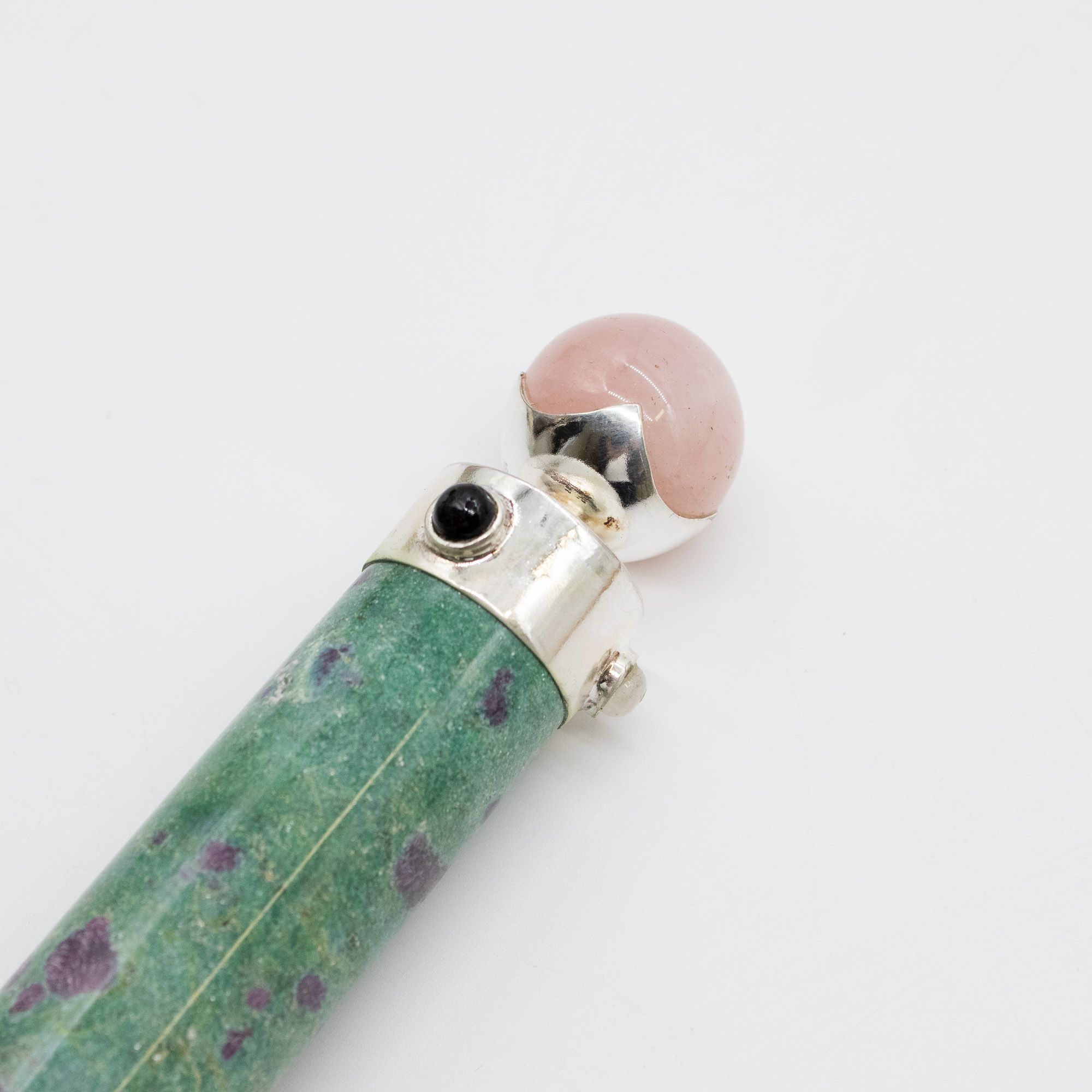 Varita de Corazón Verde - Rubí Fuchsite Cuarzo Rosa con bola de cristal en la parte superior - 23 cm - Imagen 6