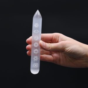 Varita Selenita - 16 cm (Punto uno Extremo) 7 Chakra