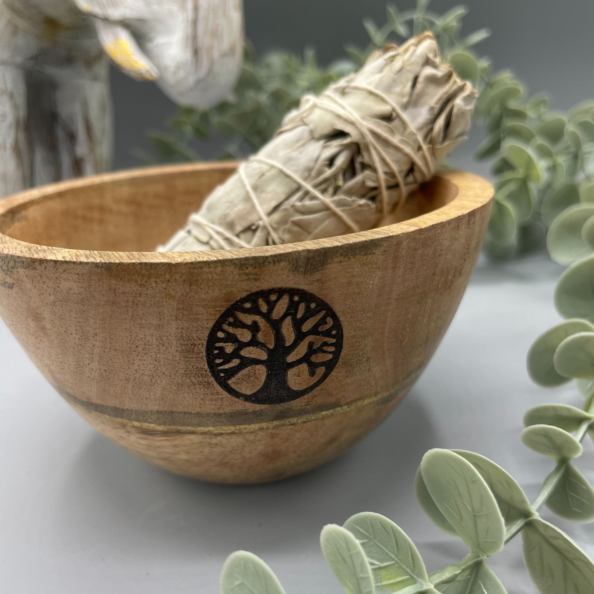 Cuenco de Madera para Ofrendas y Rituales- Árbol de la Vida - 11x7cm - Imagen 2