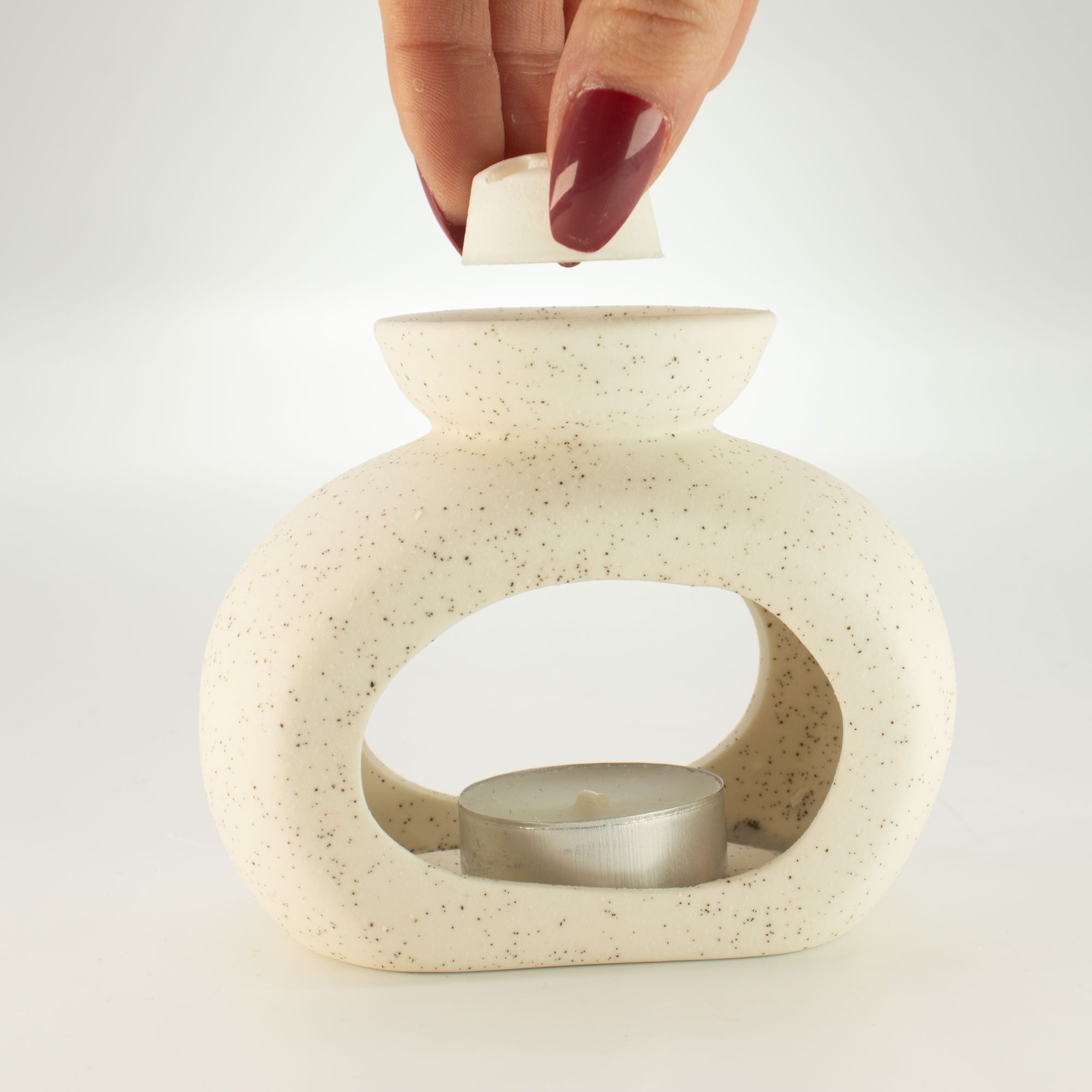 Quemador de aceite cerámico Zen - guijarro ovalado - blanco roto moteado - Imagen 5