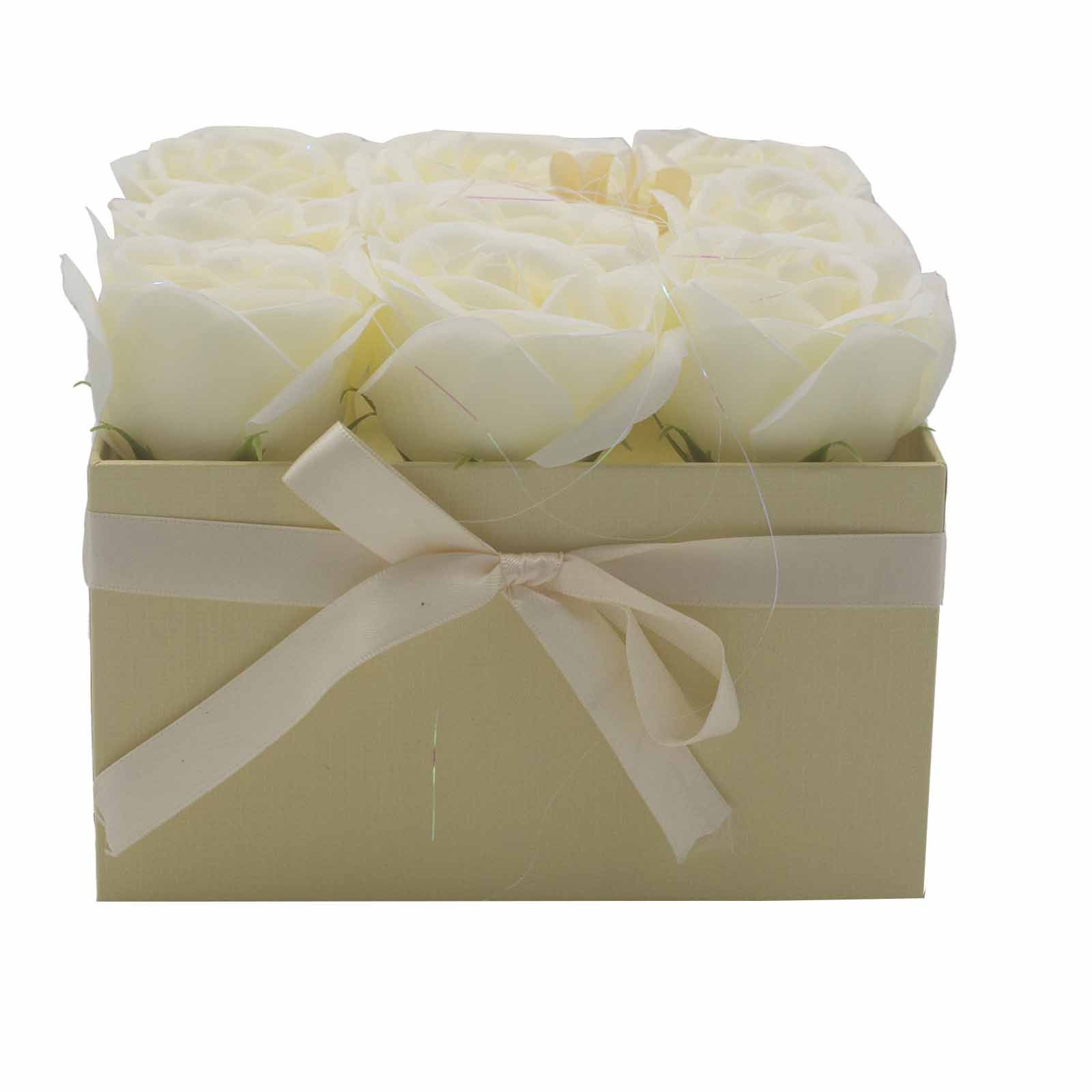 Caja de Regalo - Flor de Jabón 9 Rosas Crema - cuadrado - Imagen 3