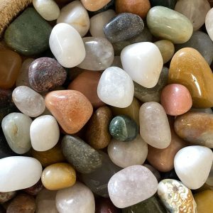 Piedras pulidas y piedras troceadas