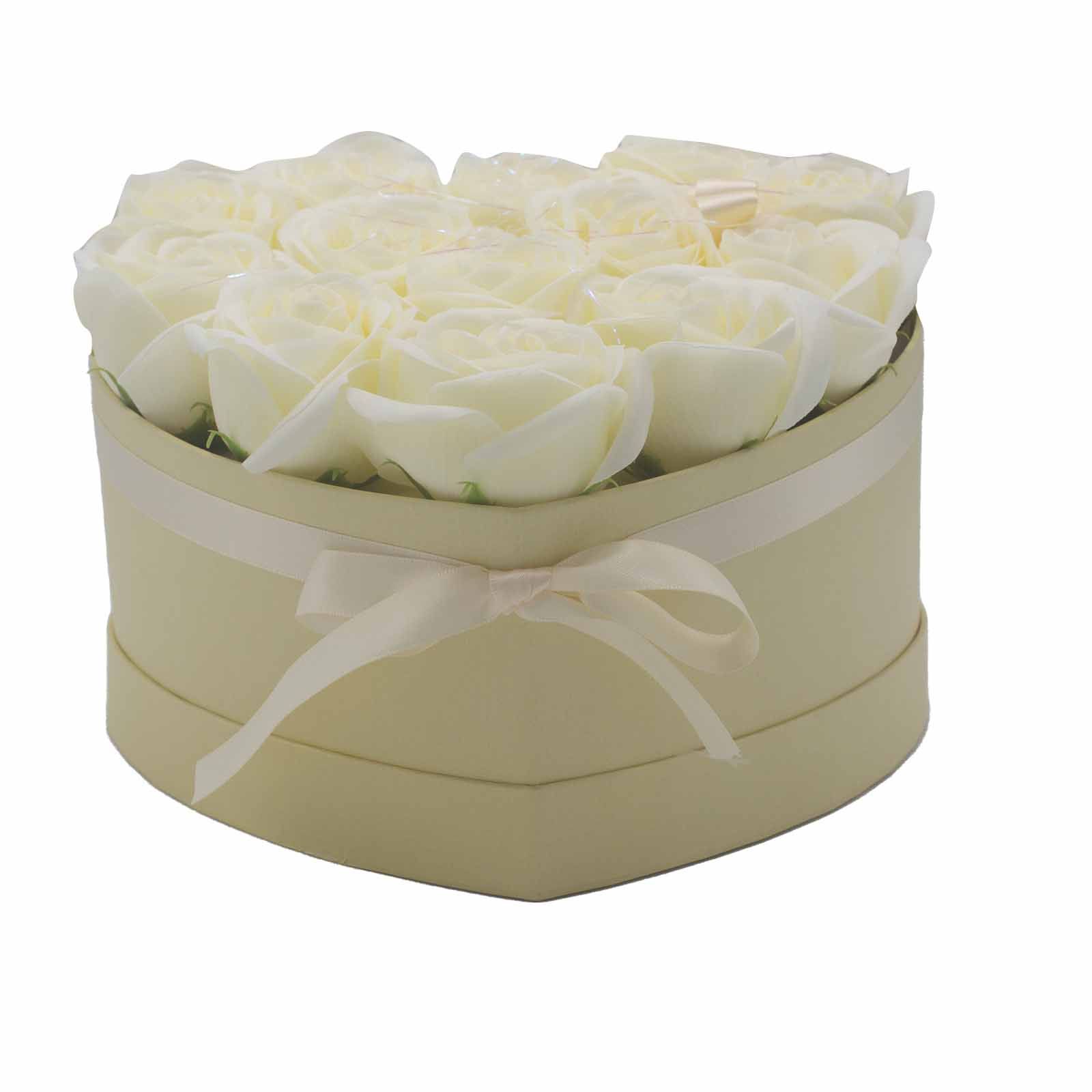 Caja de Regalo - Flor de Jabón 13 Rosas Crema - corazon