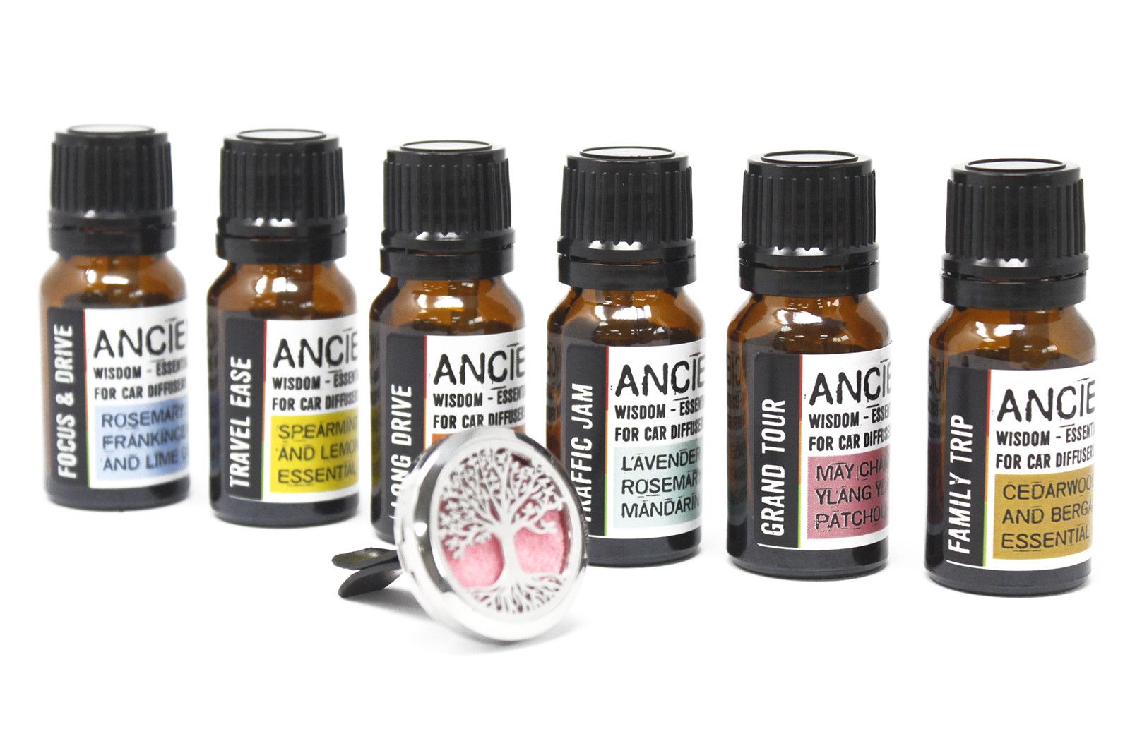 Conjunto de seis frascos de mezclas de aceites esenciales para difusor de coche junto a un difusor circular con diseño de árbol de la vida.